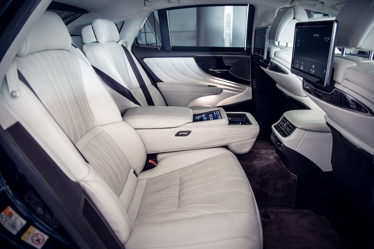Conquer Group Travel with #1 Rent a 15 Passenger Van: Road Trip Ready 2 car service from laguardia to brooklyn 1