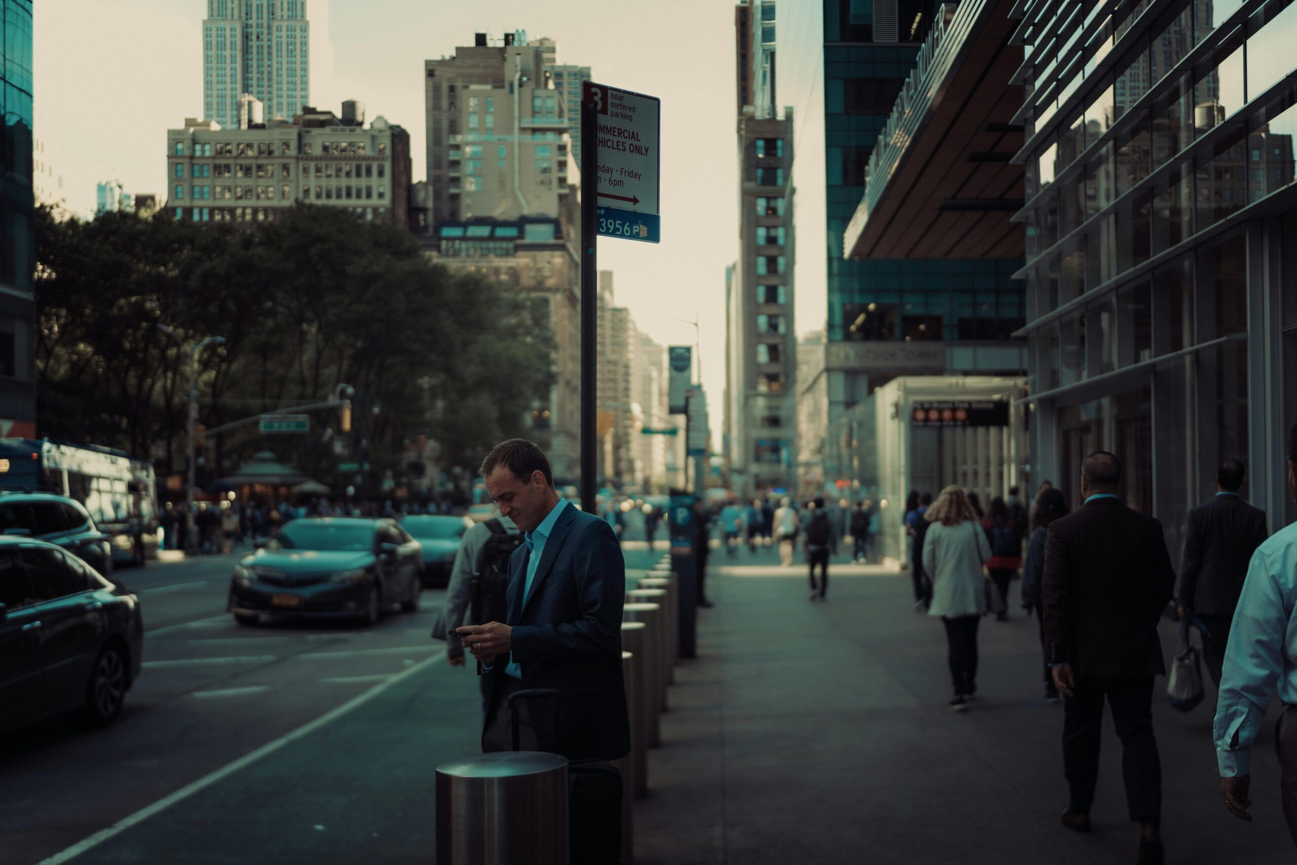 Minibus vs Charter Bus NYC: Your Ultimate 2025 Guide to Seamless Group Travel 2 verify shuttle service Brooklyn NY
