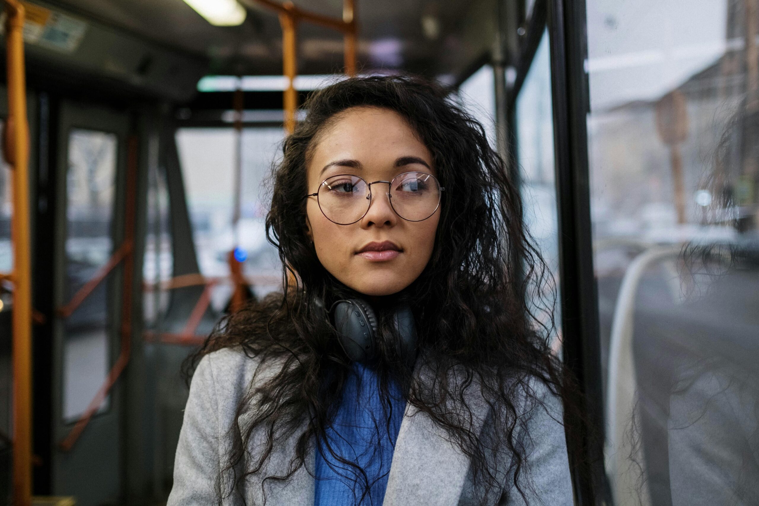 Ultimate LGA Shuttle Delays Alternatives: Your 2025 Guide to Skipping the Wait and Conquering Manhattan Chaos Smooth 5 minibus bachelor parties NYC nightlife