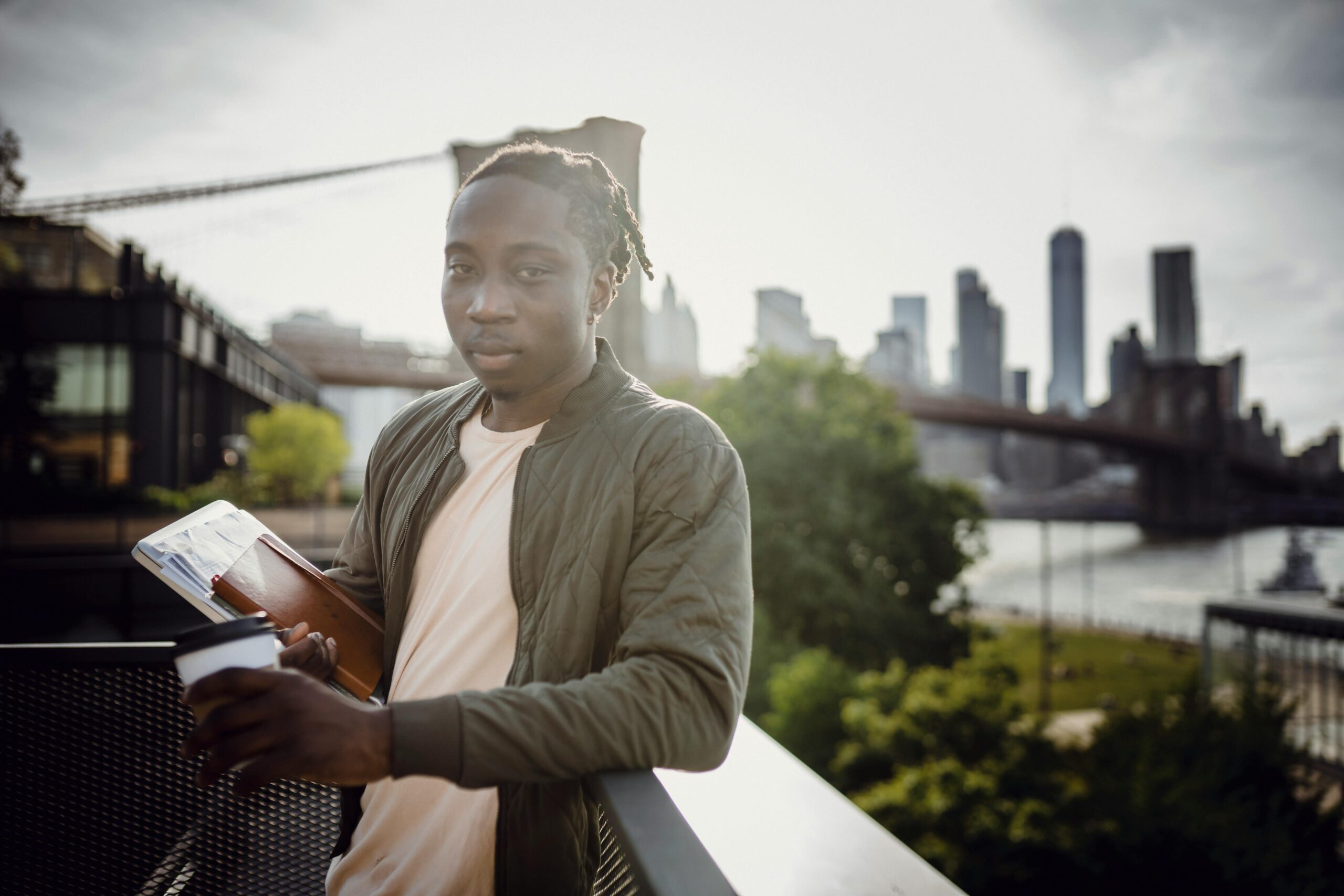 Employee Shuttle Schedules NYC: Your 2025 Guide to Effortless Corporate Commutes 2 employee shuttle Manhattan to Brooklyn