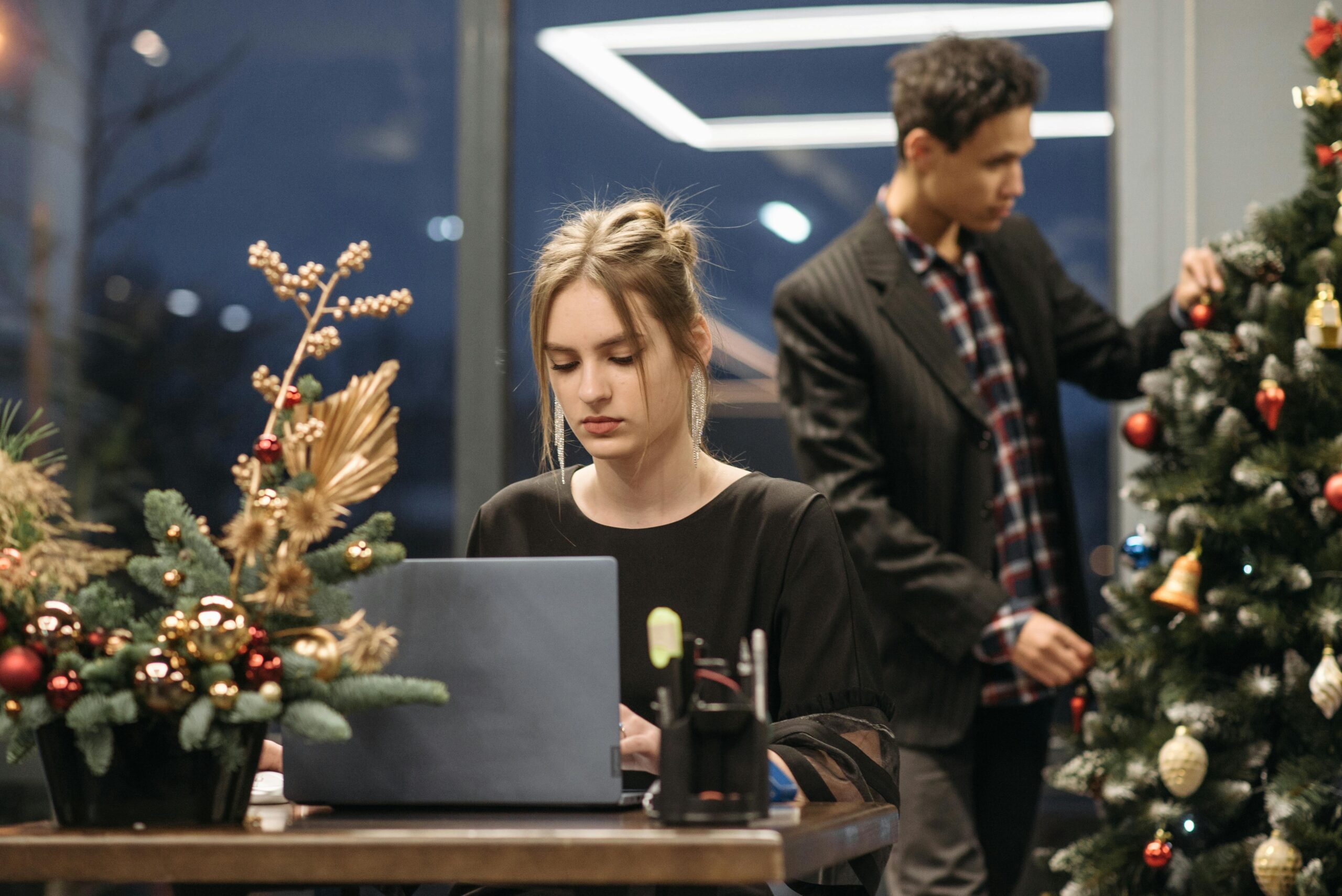 Employee Shuttle Holiday Commutes NYC in 2025: Your Ultimate Guide to Hassle-Free and Enjoyable Seasonal Travel 8 event transportation small groups NYC
