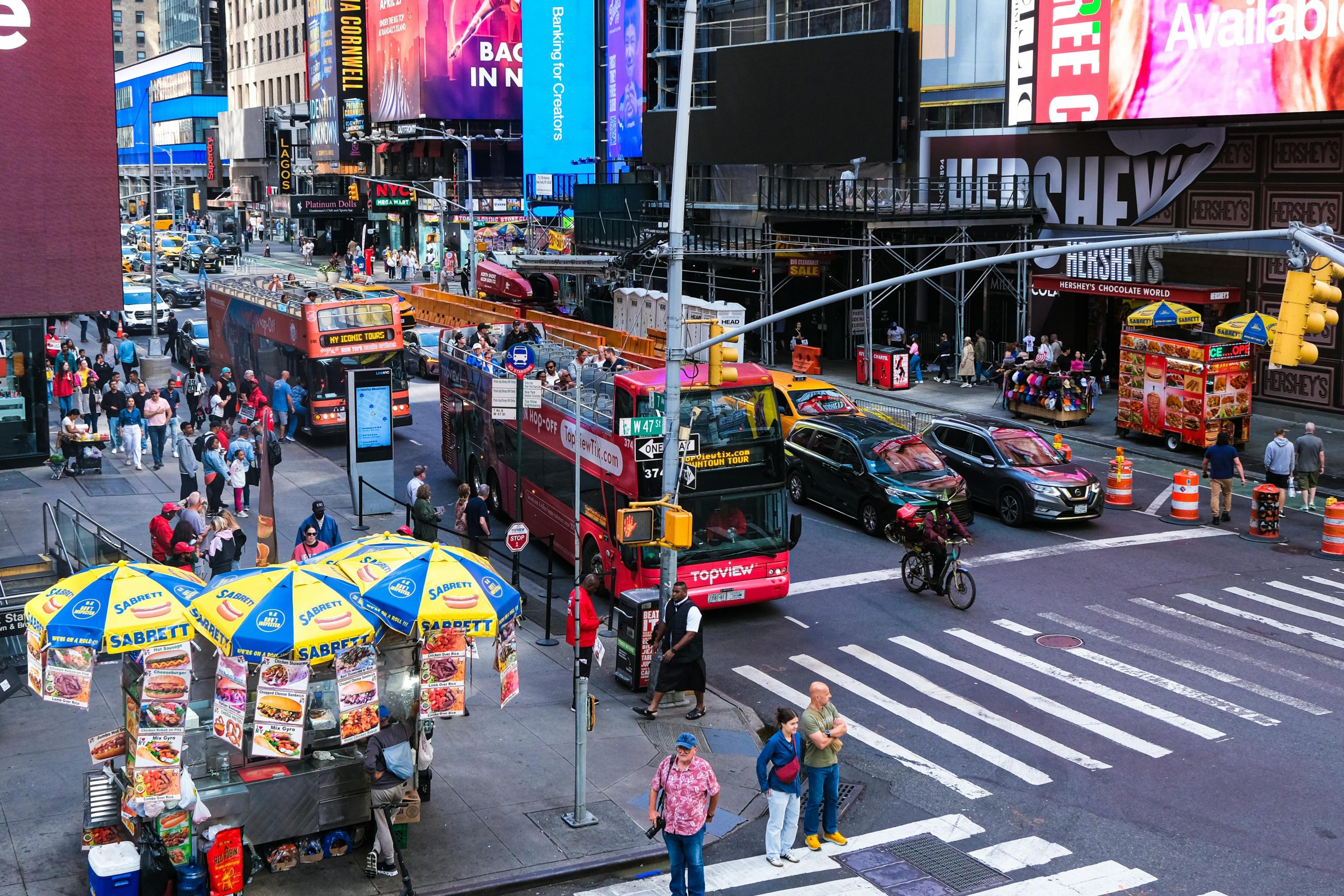 NYC to Boston Bus Fall Tours: Chasing the Colors in 2026 1 cheap limo service brooklyn
