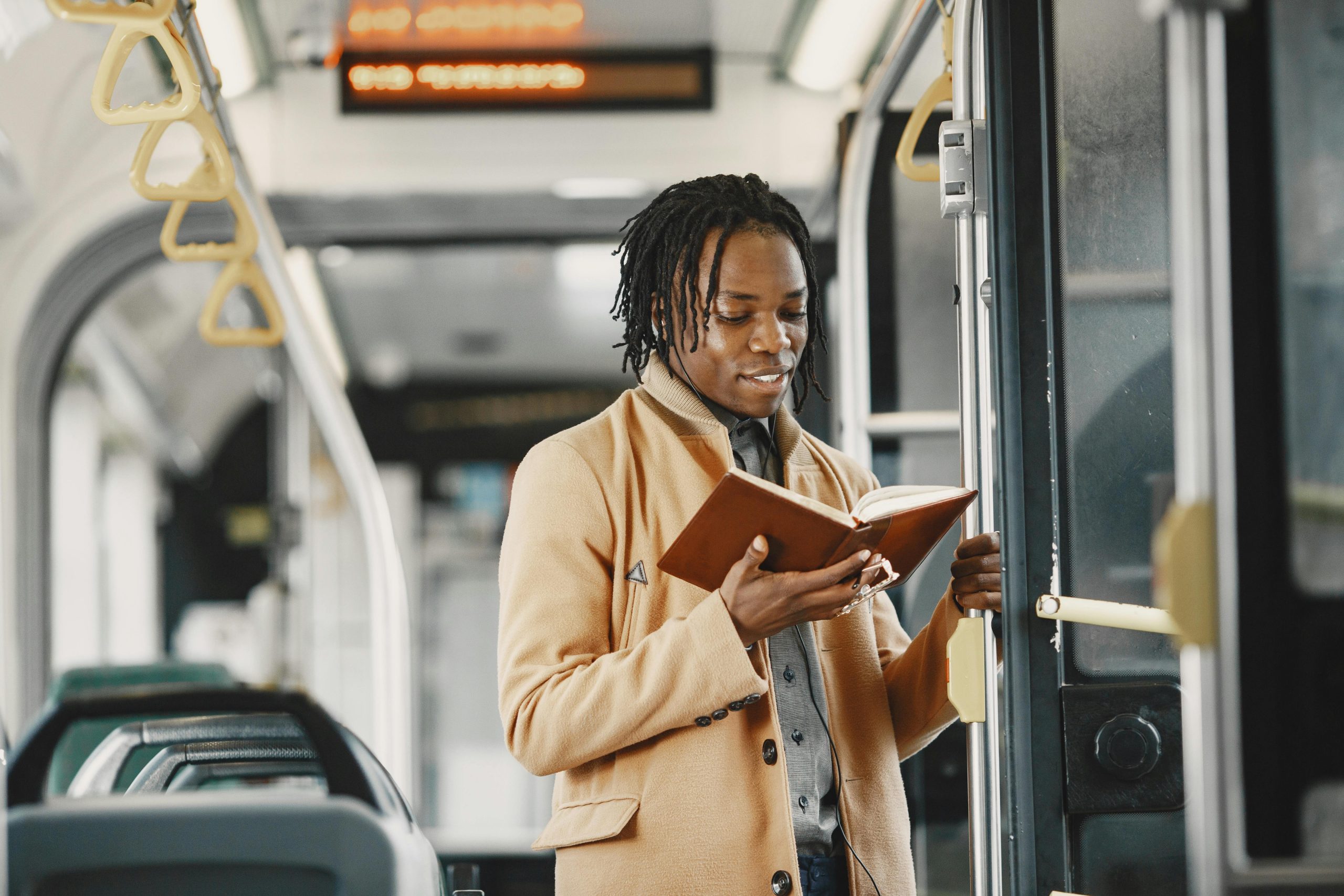 How to Book a Charter Bus Rental in NYC: Easy Steps, Real 2026 Costs & Insider Tips That Actually Work 2 luxury minibus nyc